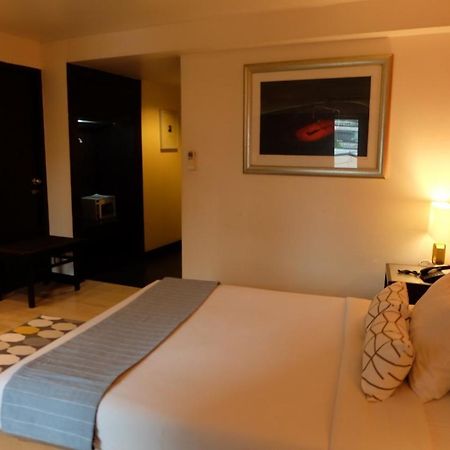 Hotel The Rose Bangkok Zewnętrze zdjęcie